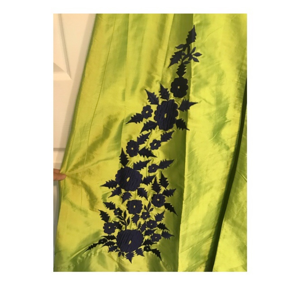 NWOT 3-pc Suit/Salwar Kameez: Dress, Pants, Scarf - Picture 4 of 8